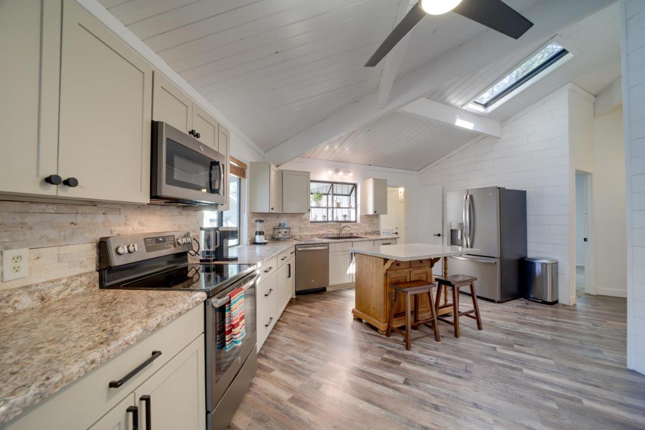 Cozy Munds Park Retreat Hike, Golf And Fish! Exterior foto